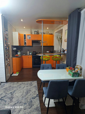 Купить 3-комнатную квартиру